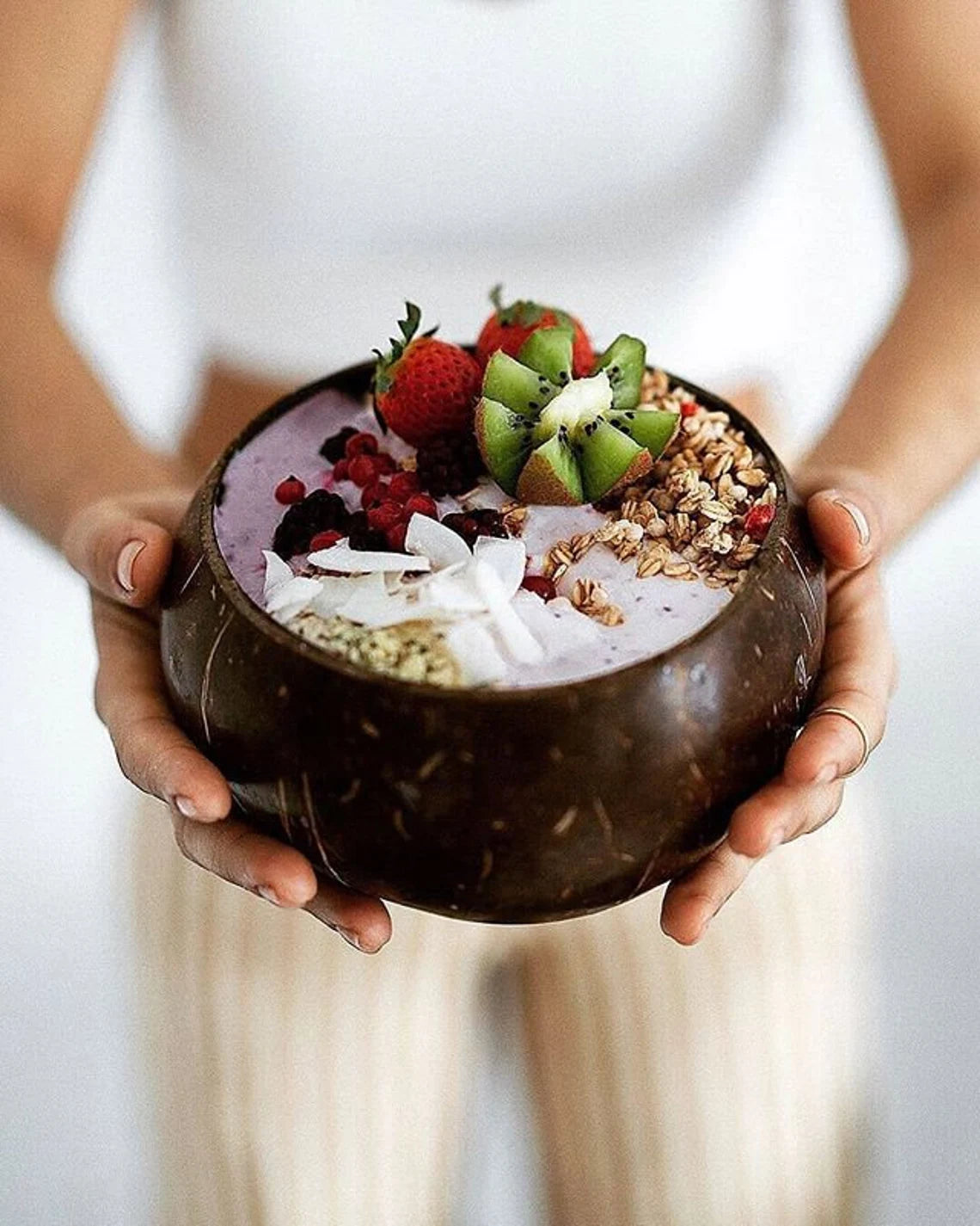 Jumbo Organic Coconut Bowl | Incl. 1 Dark Boho Spoon / Fork